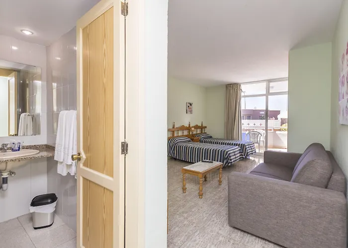 Livvo Veril Playa 3*